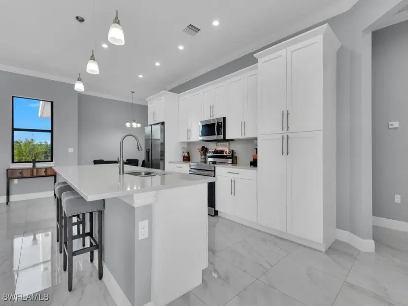 Picture of 4023 20Th Ave Ne, Naples FL 34120