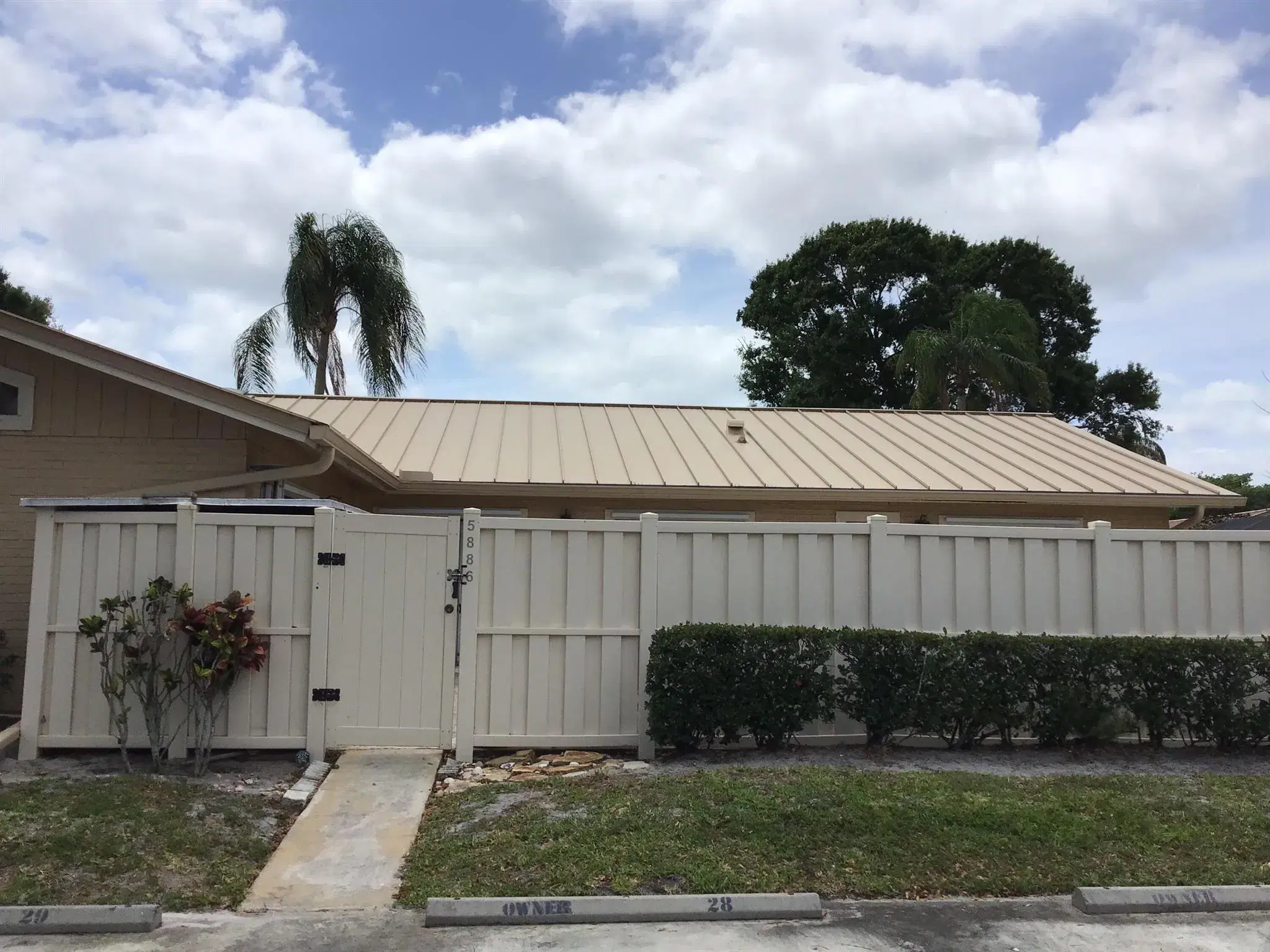 Picture of 5886 Golden Eagle Circle, Palm Beach Gardens, FL 33418