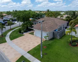 Picture of 19187 NW 23Rd St, Pembroke Pines, FL 33029