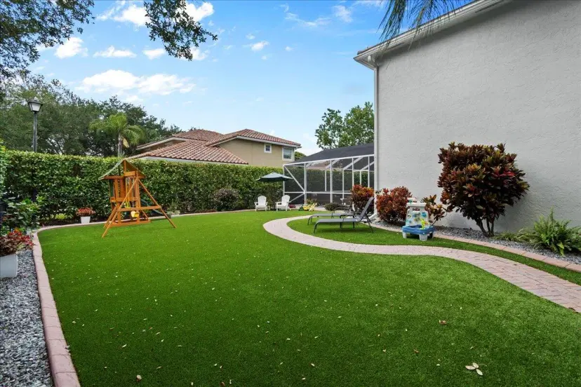 Picture of 311 Hummingbird Point, Jupiter FL 33458