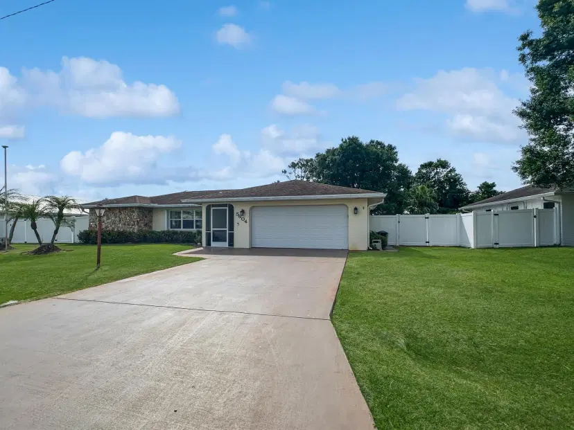 Picture of 5604 Paleo Pines Circle, Fort Pierce FL 34951