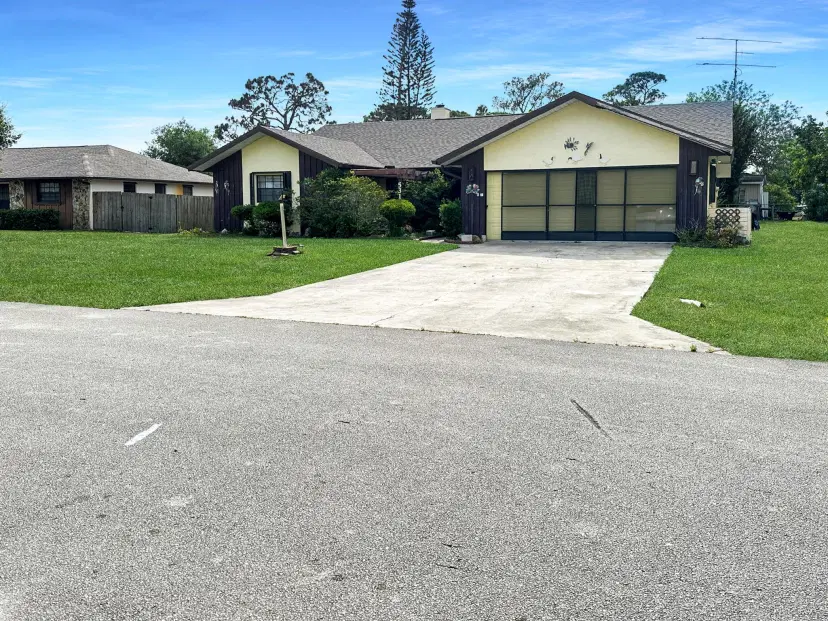 Picture of 5310 E Echo Pines Circle, Fort Pierce FL 34951