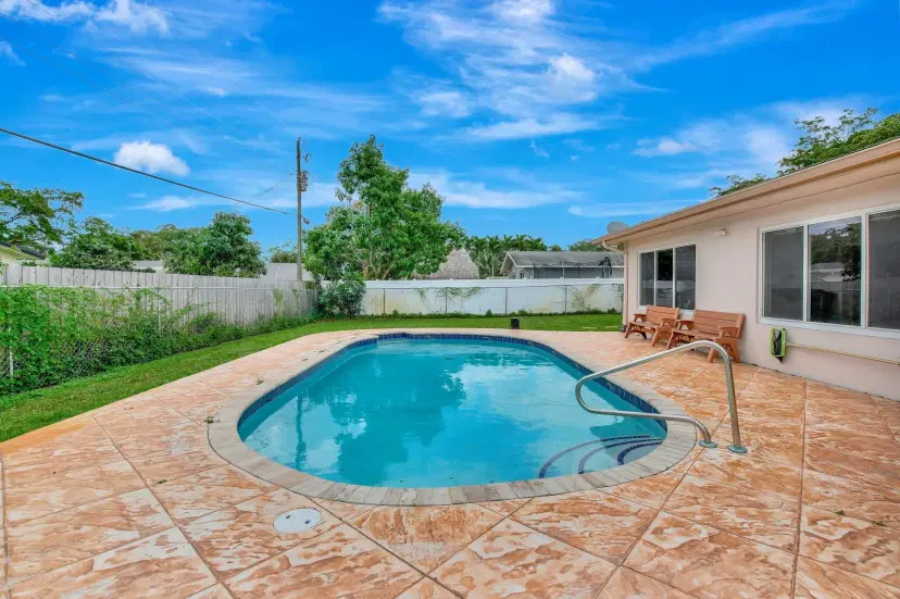 Picture of 302 SW 58Th Ave, Plantation FL 33317