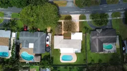 Picture of 302 SW 58Th Ave, Plantation, FL 33317