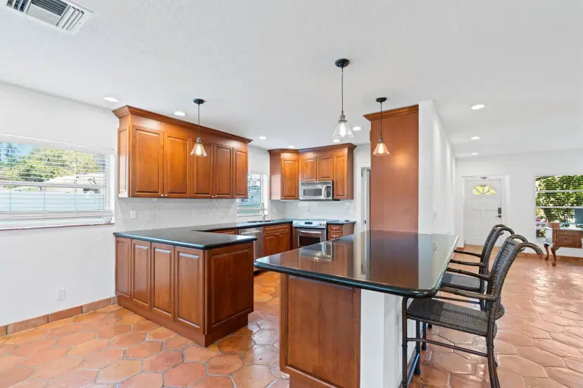 Picture of 116 NW 3Rd Court, Boca Raton FL 33432