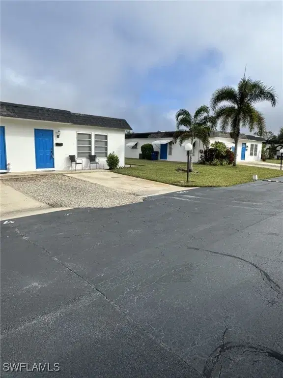 Picture of 42 Temple Ct, Lehigh Acres FL 33936