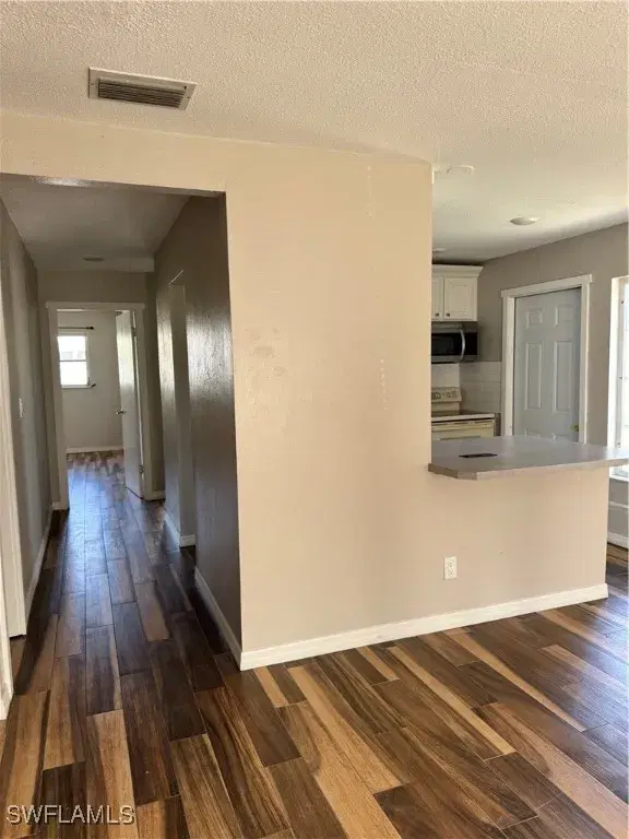 Picture of 42 Temple Ct, Lehigh Acres FL 33936