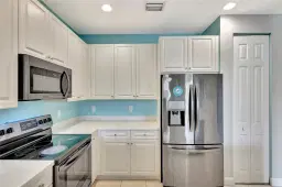 Picture of 115 Bella Vita Dr, Royal Palm Beach, FL 33411