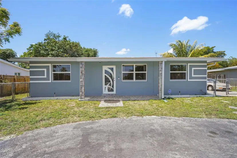 Picture of 3130 SW 39Th Ave, West Park FL 33023