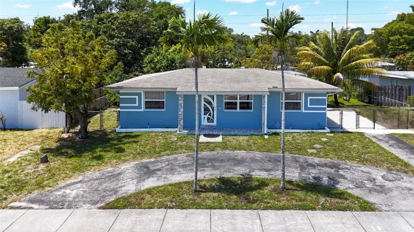 Picture of 3130 SW 39Th Ave, West Park FL 33023