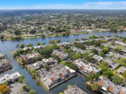 Picture of 1521 NW 113Th Ter, Pembroke Pines, FL 33026