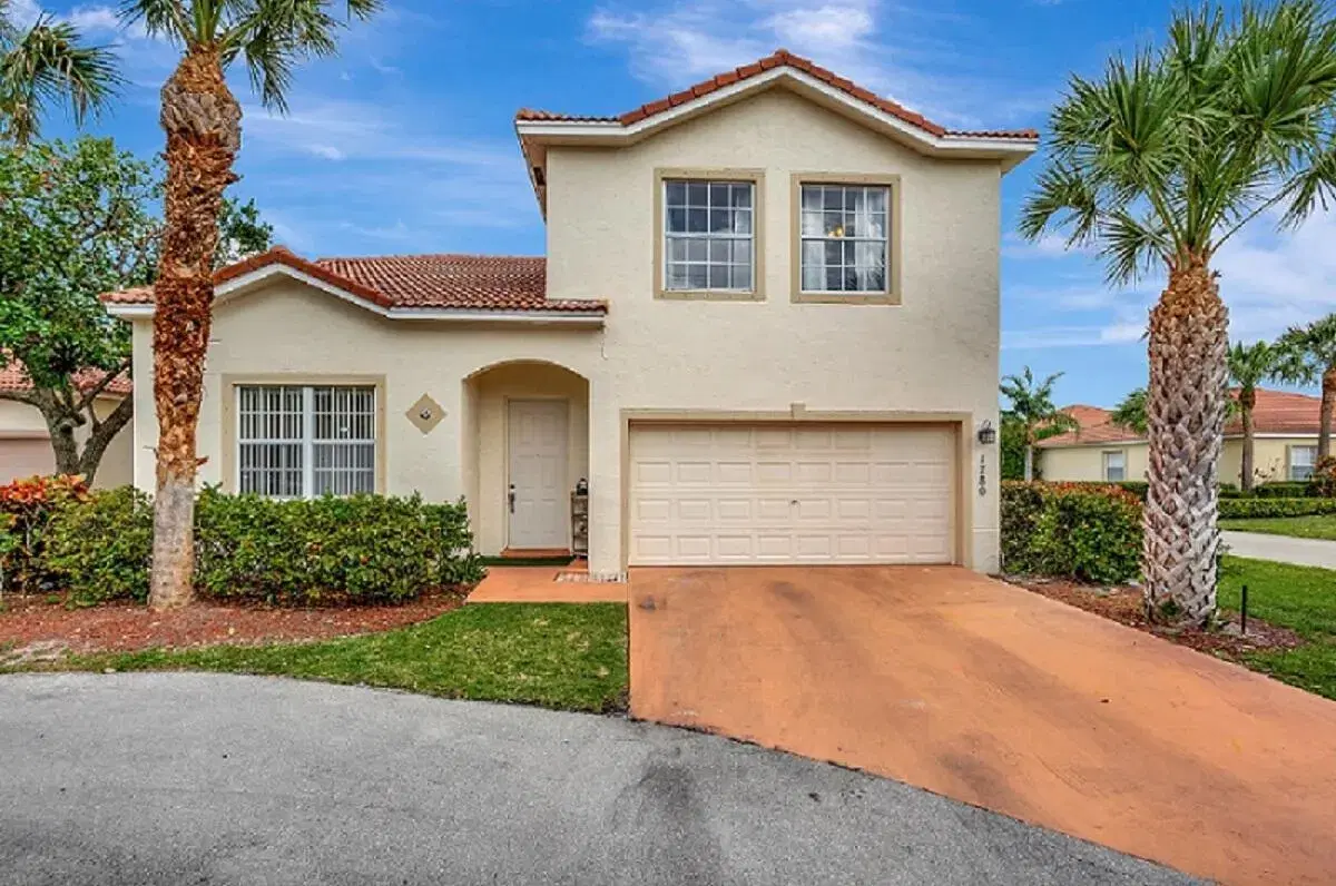 Picture of 1780 Pierside Circle, Wellington, FL 33414