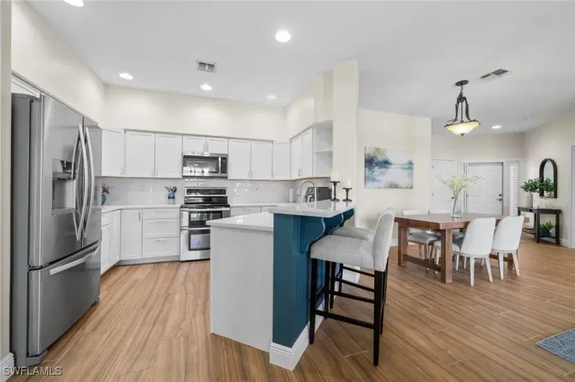 Picture of 9211 Bayberry Bend 102, Fort Myers FL 33908