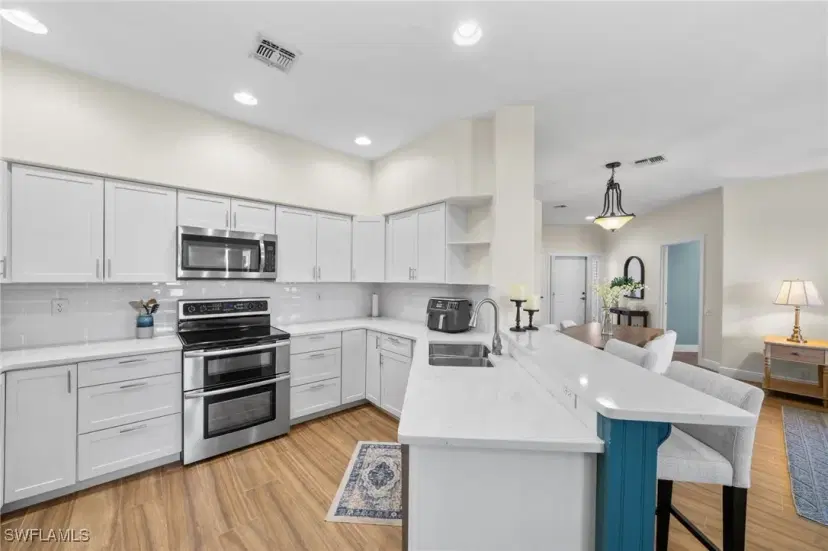 Picture of 9211 Bayberry Bend 102, Fort Myers FL 33908