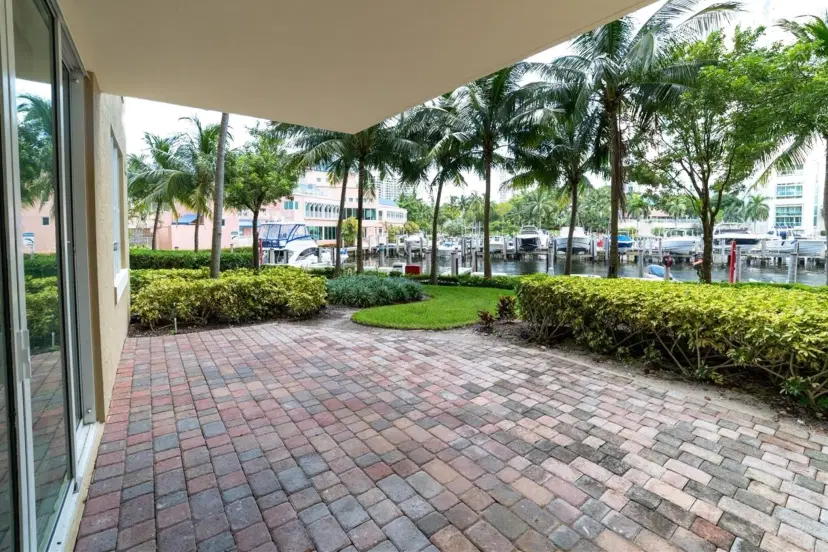 Picture of 3340 NE 190Th St 108, Aventura FL 33180