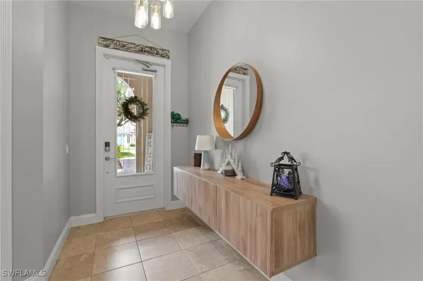 Picture of 2282 Heydon Cir W, Naples FL 34120