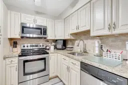 Picture of 5260 NW 2Nd Avenue 307, Boca Raton, FL 33487