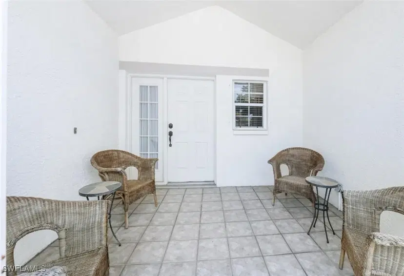 Picture of 814 Charlemagne Blvd, Naples FL 34112