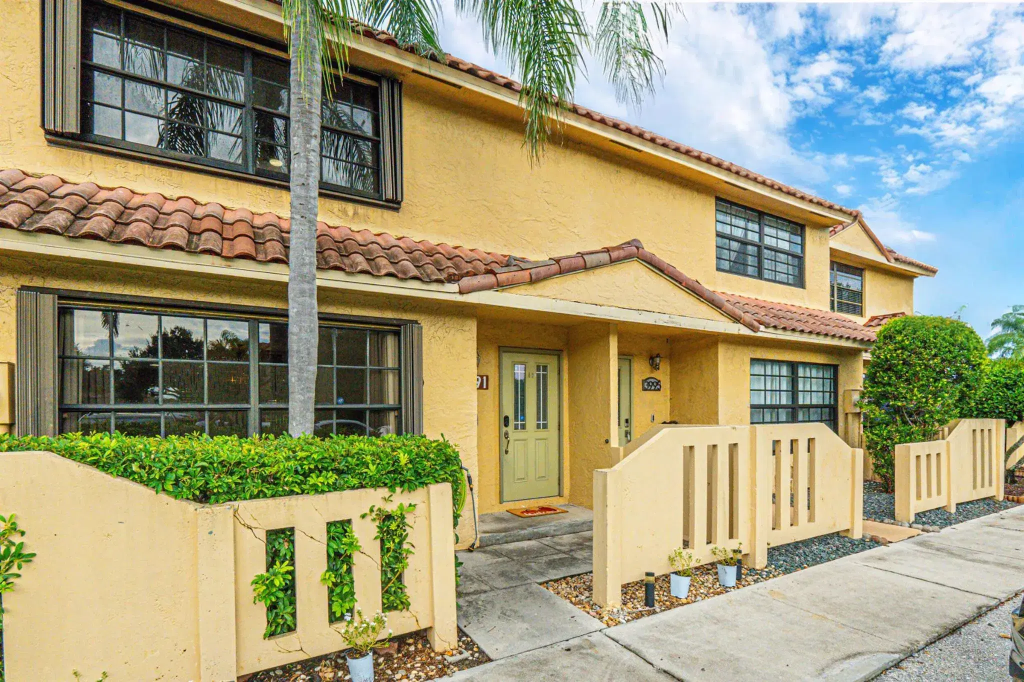 Picture of 3991 NW 94Th Way, Sunrise, FL 33351