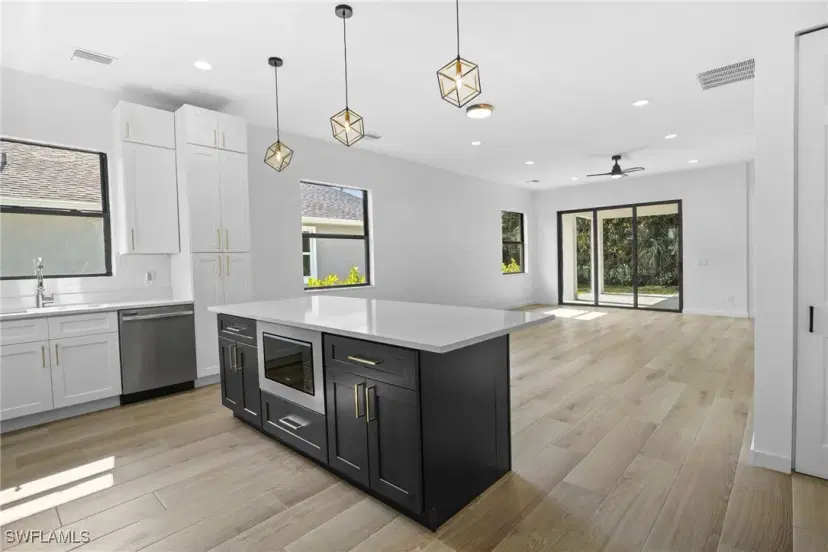 Picture of 1916 Jefferson Ave, Fort Myers FL 33901