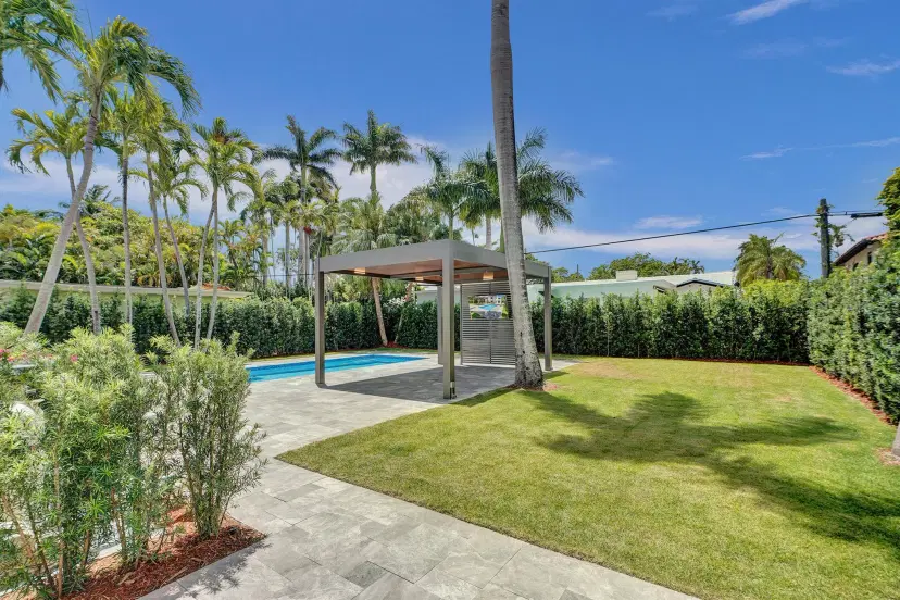 Picture of 5832 Alton Road, Miami Beach, FL 33140