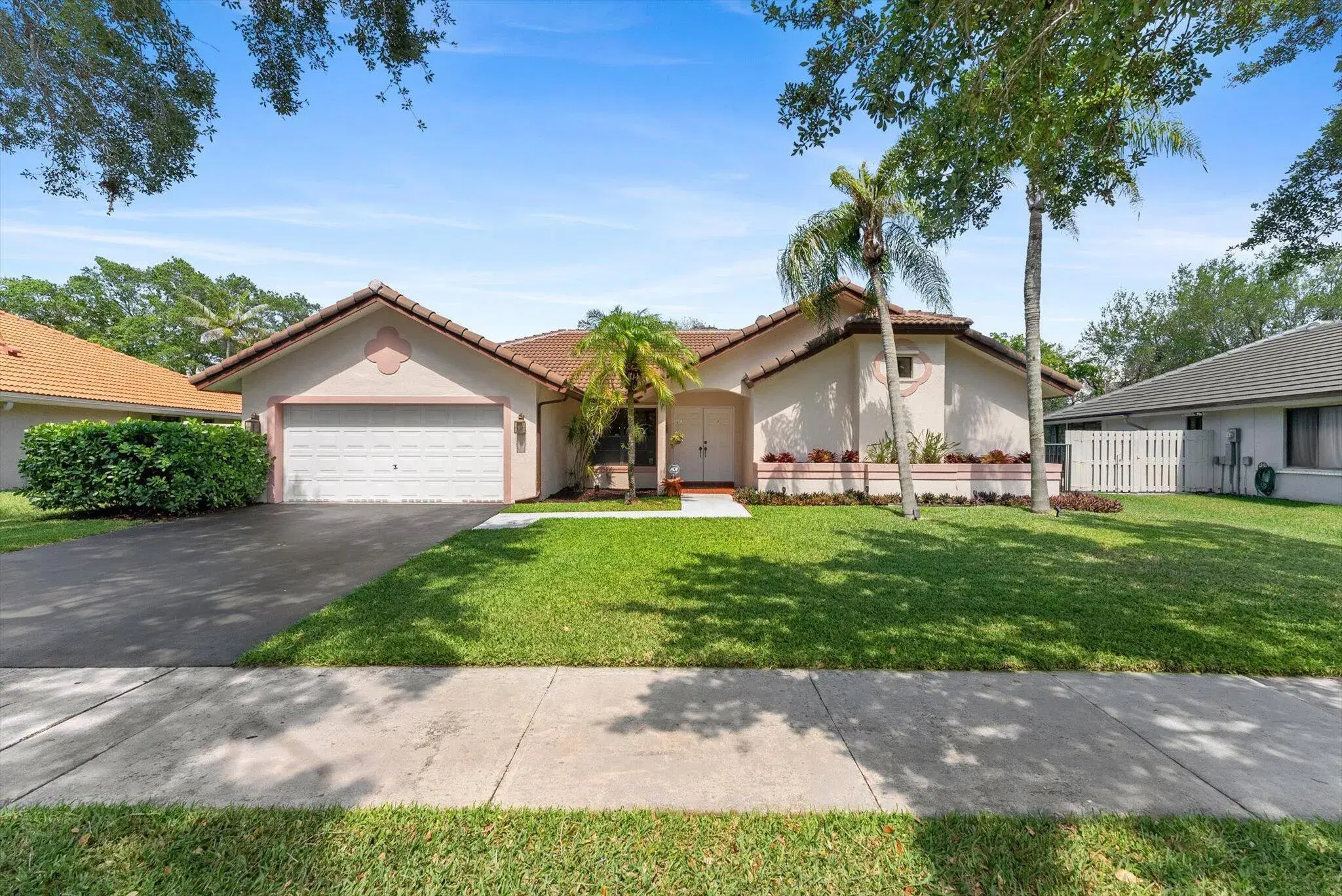 Picture of 720 Culpepper Terrace, Davie, FL 33325