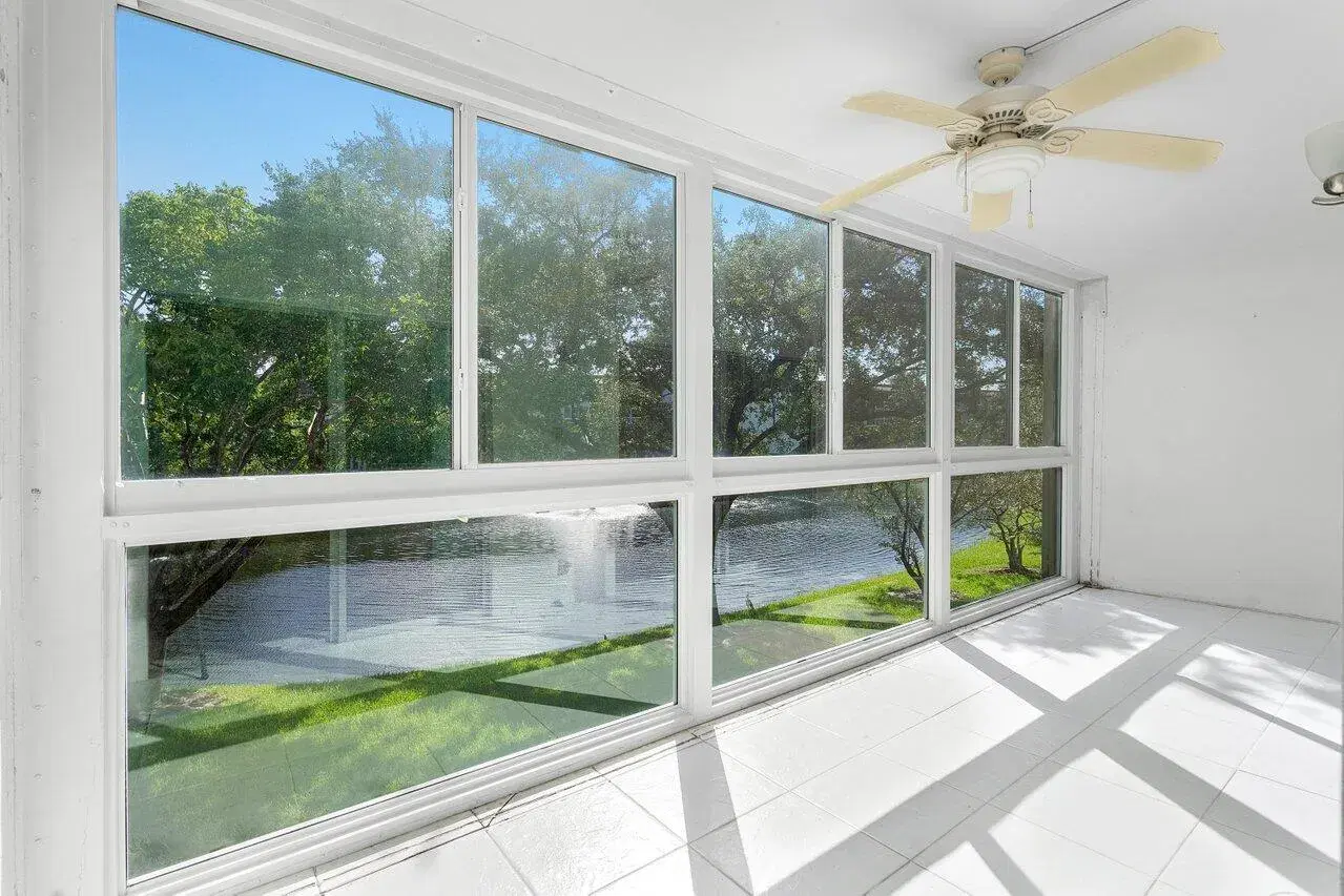 Picture of 3005 Portofino Isle C2, Coconut Creek, FL 33066