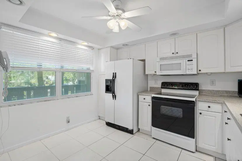 Picture of 3005 Portofino Isle C2, Coconut Creek FL 33066