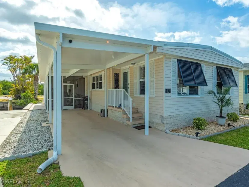 Picture of 777 Walkerbilt Rd 17, Naples FL 34110