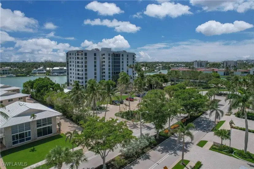 Picture of 2400 Gulf Shore Blvd N 203, Naples FL 34103