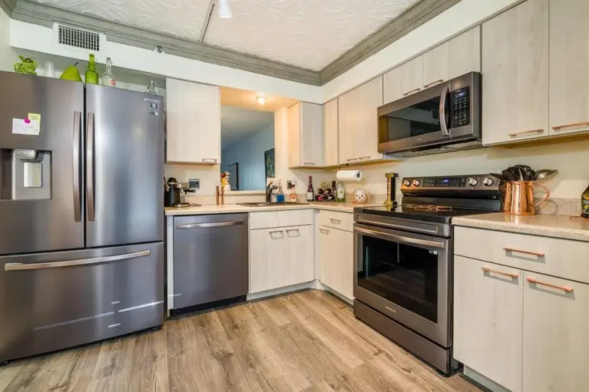 Picture of 4570 NW 18Th Avenue 107, Deerfield Beach FL 33064