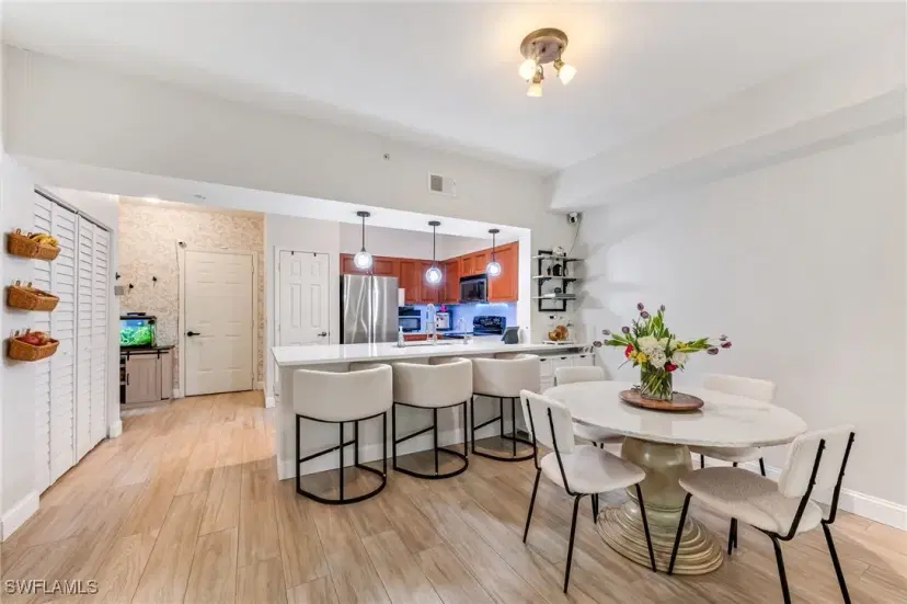 Picture of 20310 Estero Gardens Cir 102, Estero FL 33928