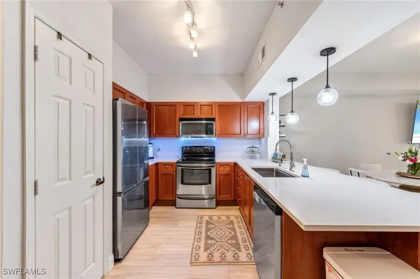 Picture of 20310 Estero Gardens Cir 102, Estero FL 33928