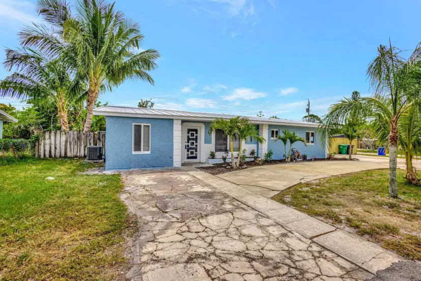 Picture of 2711 NE Savannah Road, Jensen Beach FL 34957