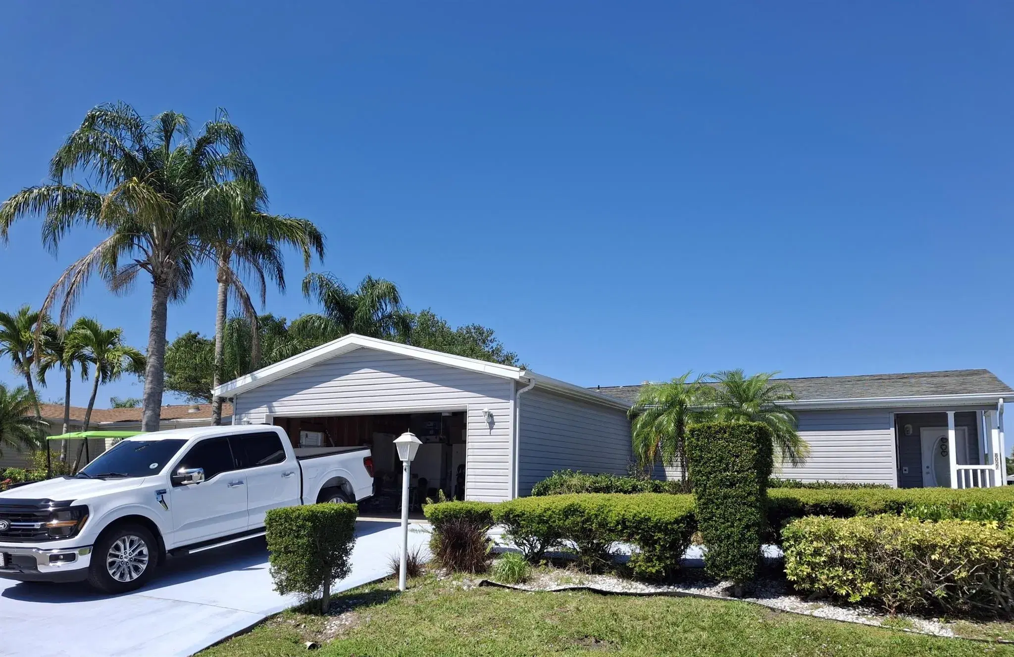 Picture of 8027 9Th Hole Drive, Port St Lucie, FL 34952