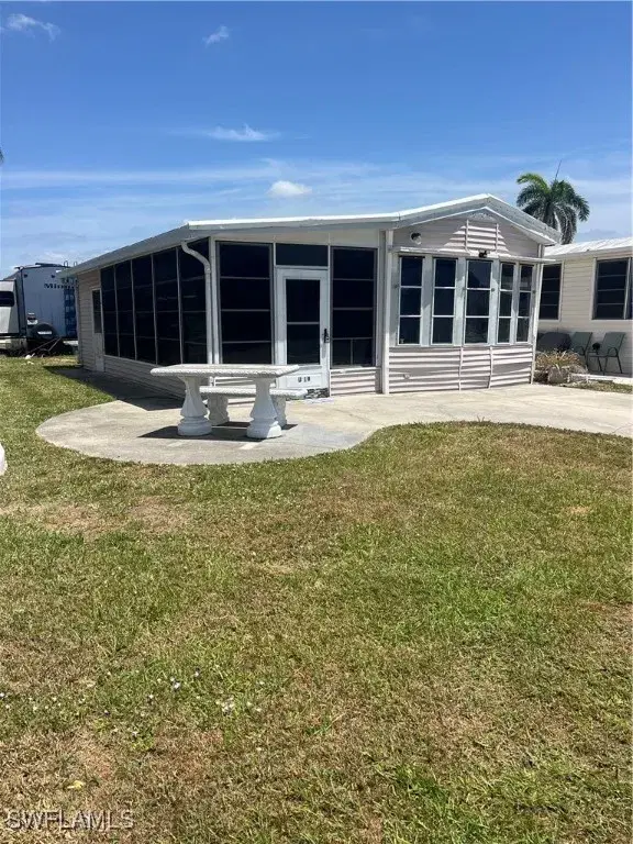 Picture of 11064 Sunlight Ln, Fort Myers FL 33908