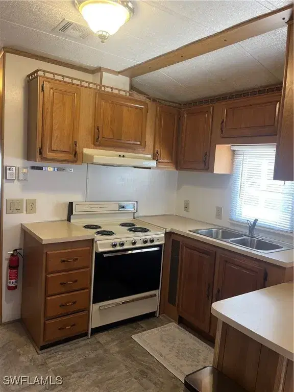 Picture of 11064 Sunlight Ln, Fort Myers FL 33908