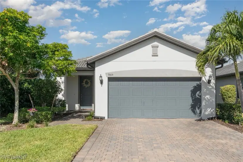 Picture of 9615 Bexley Dr, Fort Myers FL 33967