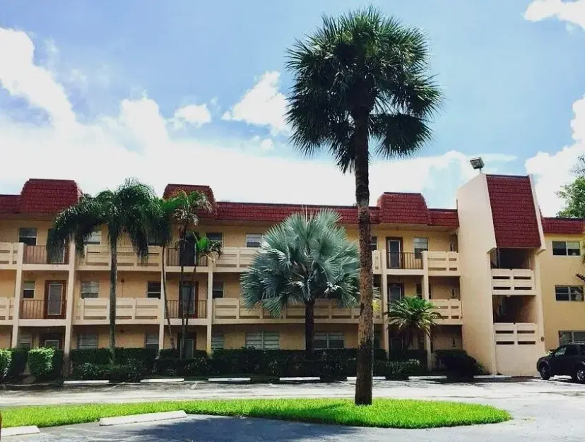 Picture of 14790 Bonaire Boulevard 307, Delray Beach FL 33446