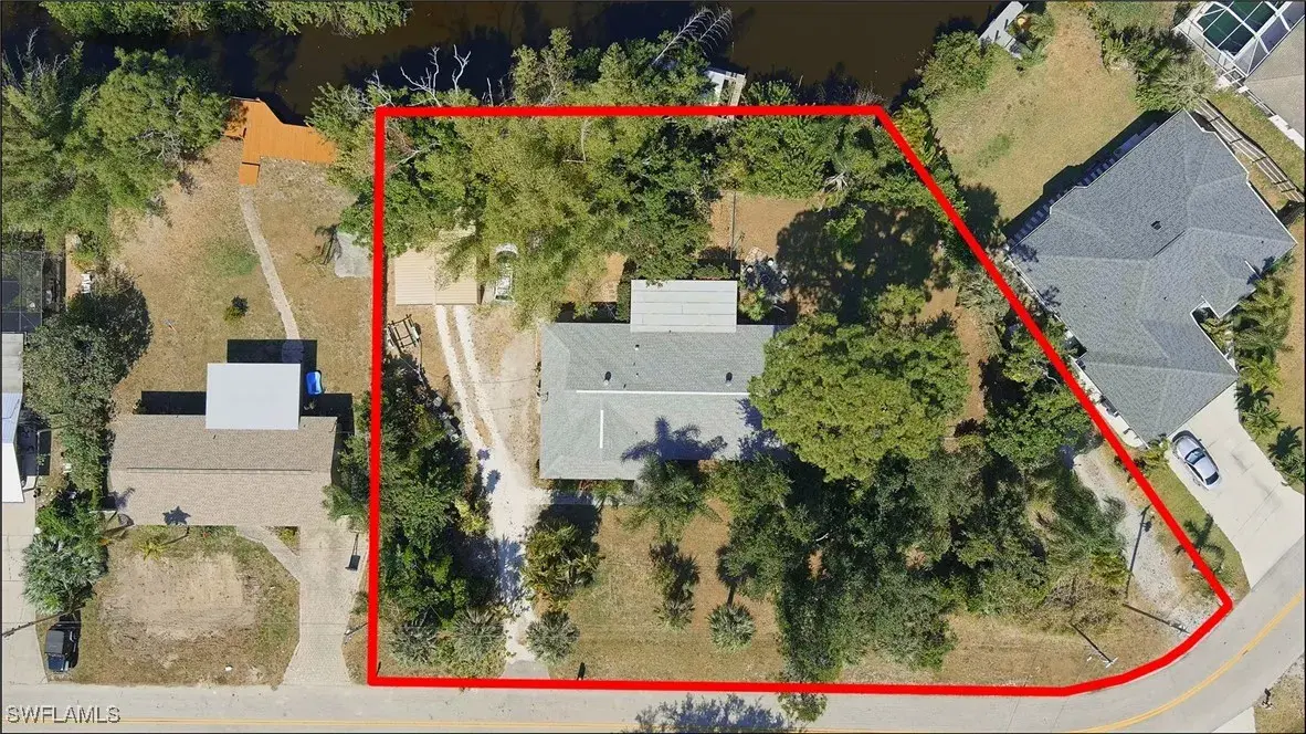 Picture of 1939 Flamingo Dr, North Fort Myers, FL 33917