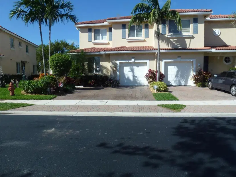 Picture of 3101 N Evergreen Circle N, Boynton Beach FL 33426