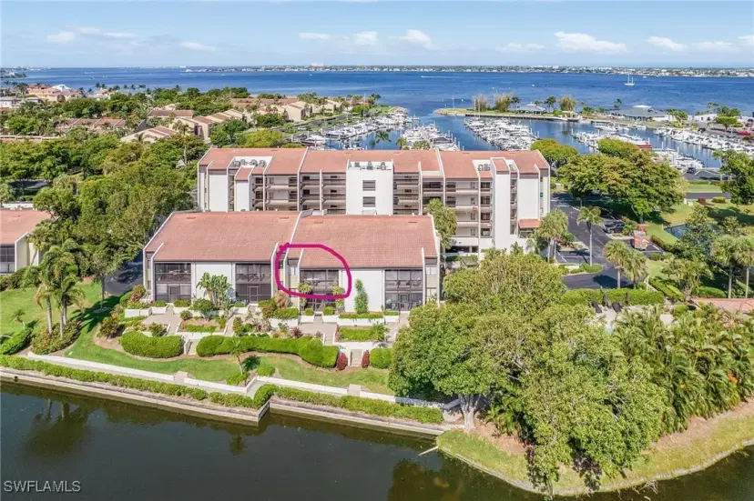 Picture of 4815 S Landings Dr 202, Fort Myers FL 33919
