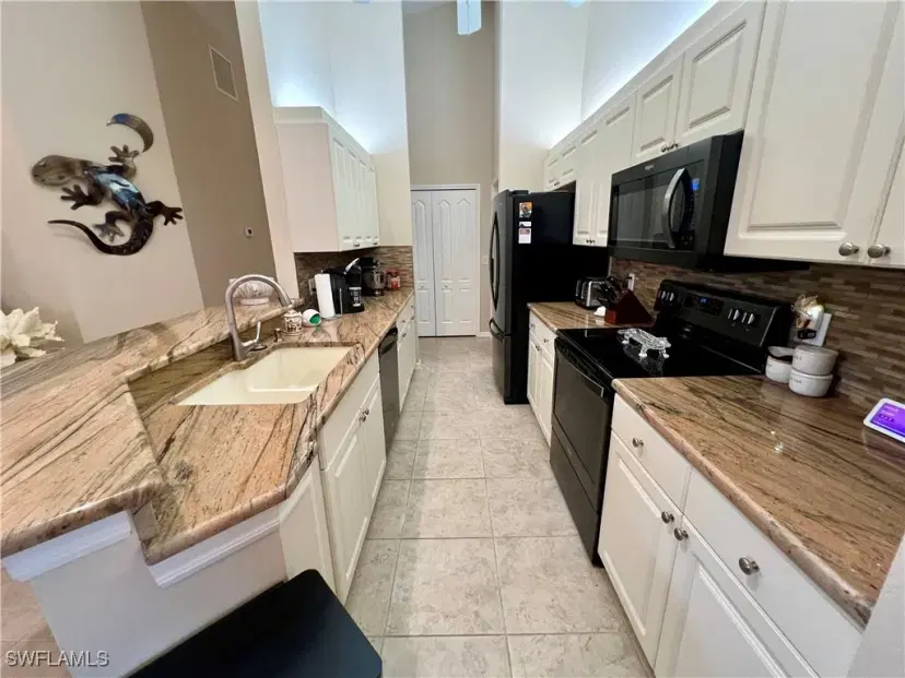 Picture of 20065 Lake Vista Cir N, Lehigh Acres FL 33936