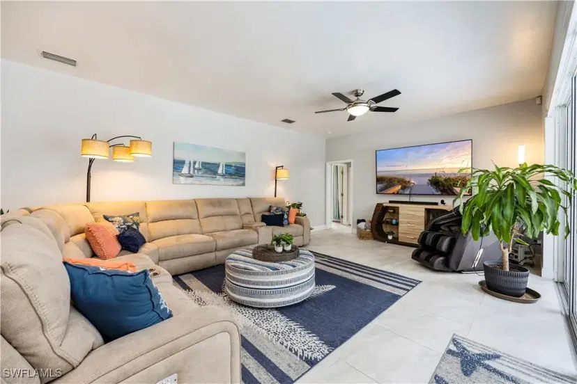 Picture of 1518 Mcgregor Reserve Dr, Fort Myers FL 33901
