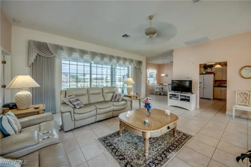 Picture of 2532 Shelby Pkwy, Cape Coral FL 33904