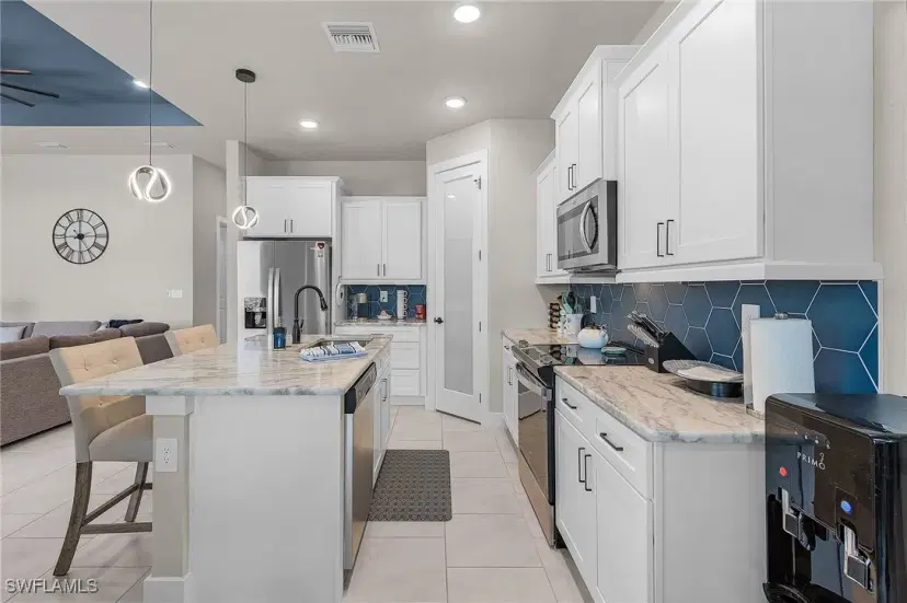 Picture of 137 SE 23Rd Ter, Cape Coral FL 33990