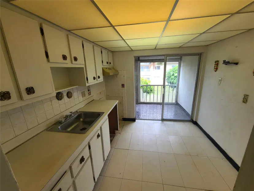 Picture of 550 NW 78 Terrace 205, Margate FL 33063