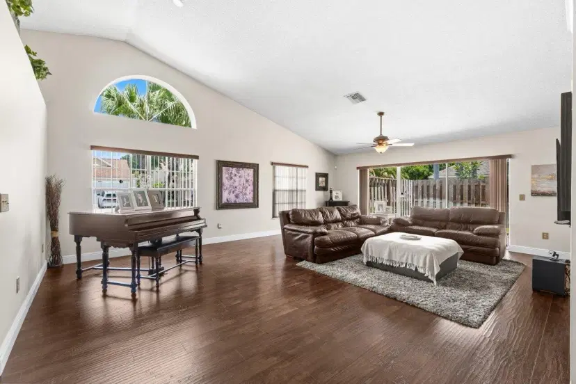 Picture of 13029 Meadowbreeze Drive, Wellington FL 33414