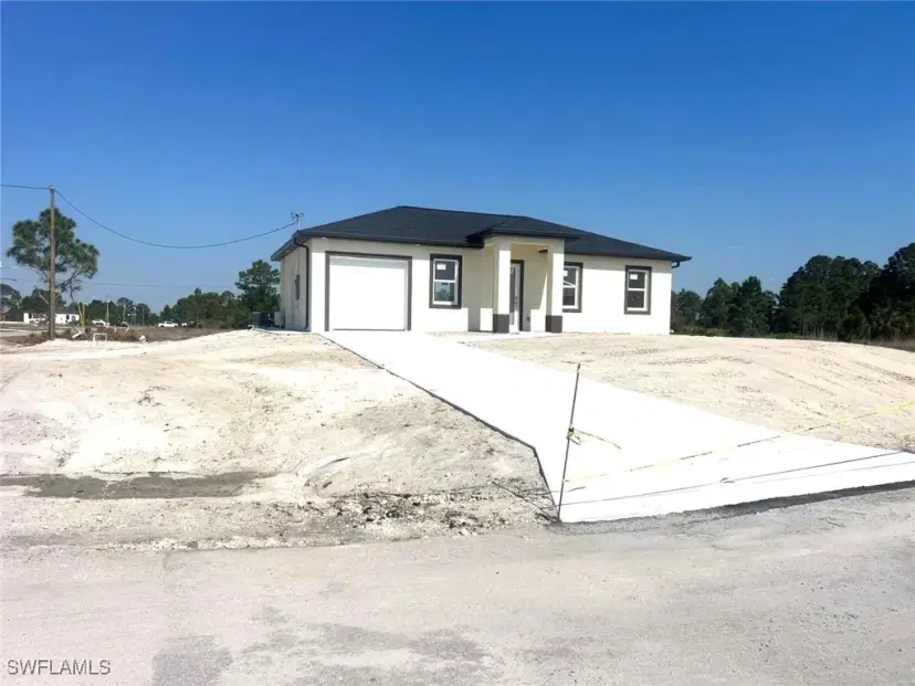 Picture of 1127 Holly Ave, Lehigh Acres FL 33974