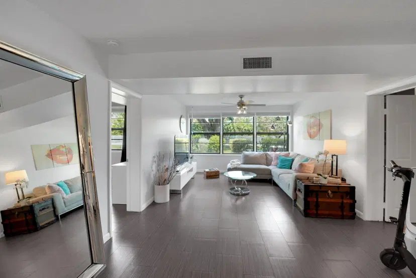 Picture of 6121 Balboa Circle 103, Boca Raton FL 33433